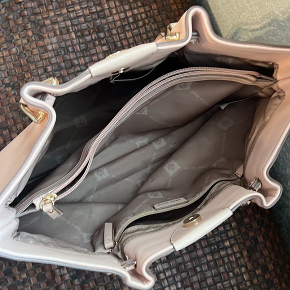 Anne Klein Pink Handbag - Picture 3 of 3